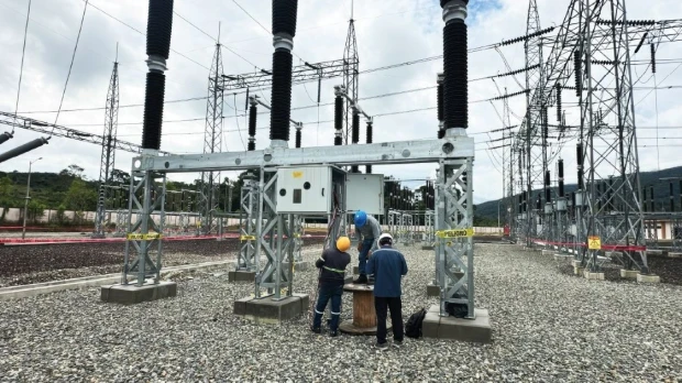 Nueva línea de transmisión reforzará el suministro eléctrico en Zamora Chinchipe
