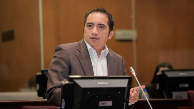 Audiencia de juzgamiento contra asambleísta Yoffre Poma se difiere 
