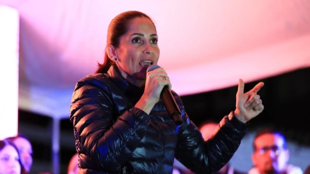 González vuelve a denunciar "irregularidades" y pide publicar actas de comicios en Ecuador