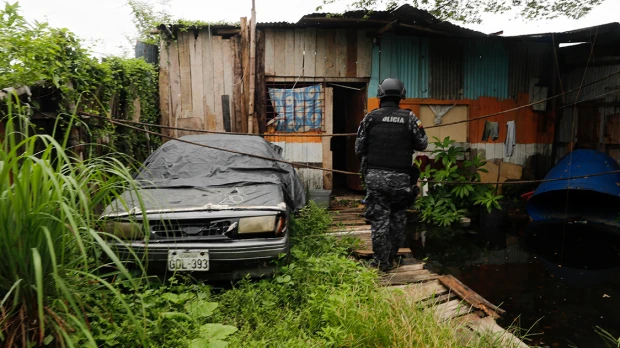 Detienen a once personas tras un ataque armado que dejó a un niño herido en Ecuador