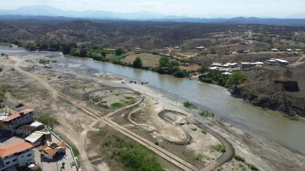Ecuador inició los trámites para construir proyecto solar de 200 megavatios