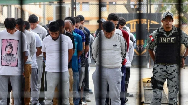 Perú trasladó a 100 presos de alta peligrosidad a remota cárcel en los Andes