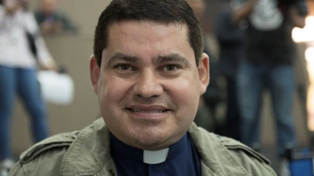 Denuncia a Tuárez por mal uso del nombre de la Primera Dama