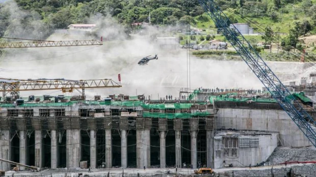 La obra pública en manos chinas supera los $ 8 mil millones