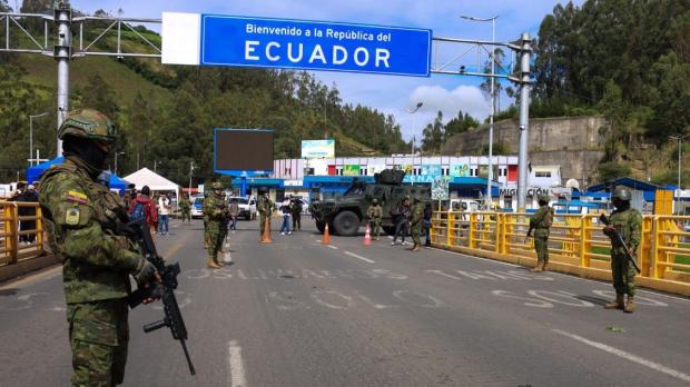 El secretario general de la organización, Haitham Al Ghais, se reunió con Fernando Santos, ministro de Energía y Mina / Foto: EFE