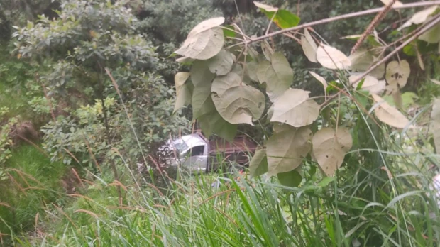 4 personas murieron al caer una camioneta a un abismo en Zamora Chinchipe