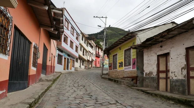 Alausí sigue en riesgo un año después del gigantesco alud que dejó 75 muertos 
