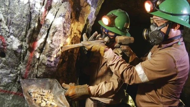 El secretario general de la organización, Haitham Al Ghais, se reunió con Fernando Santos, ministro de Energía y Mina / Foto: EFE