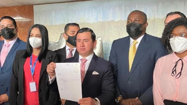 UNES presentó solicitud de juicio de censura contra procurador Íñigo Salvador