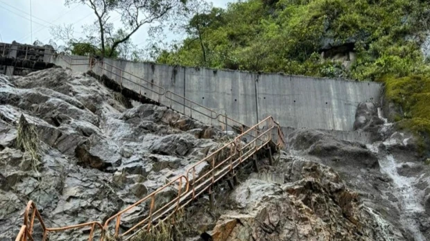 Intensas lluvias provocaron daños en 3 centrales y apagones 