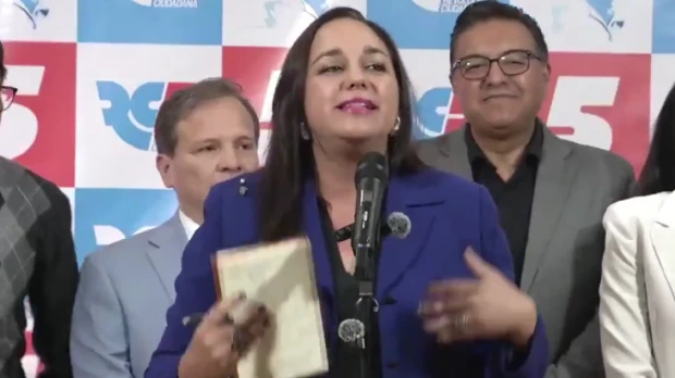 Suspensión de Revolución Ciudadana genera disputa legal entre Fiscalía y Tribunal Electoral