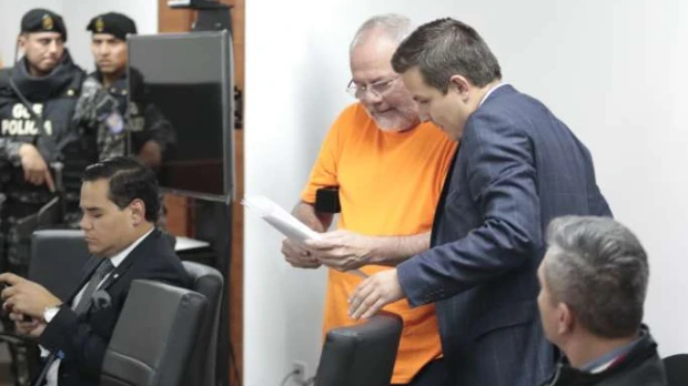 Carlos Pareja Yannuzzelli tiene cuatro condenas
