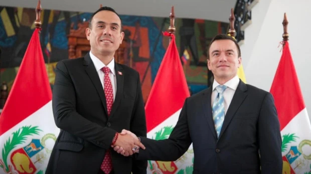 Noboa recibe a Jerí en el Palacio de Carondelet para iniciar el gabinete binacional 