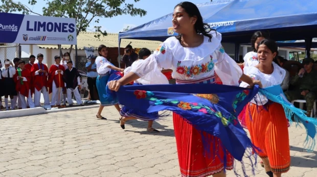 Ecuador tiene 923 puntos digitales gratuitos 