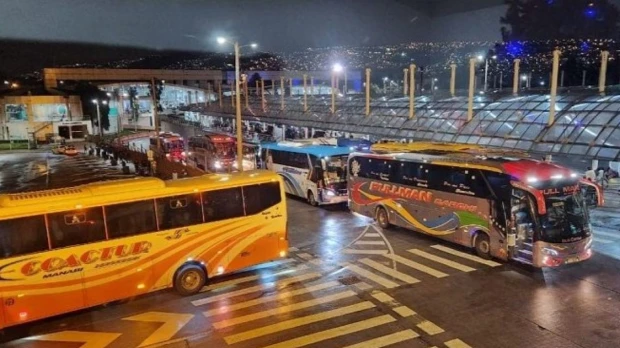 ANT autoriza aumento del 25% en tarifas de buses inter e intraprovinciales