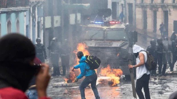 Ecuador: Lenín Moreno, sus razones para el fin del subsidio al combustible y la oportunidad que vio Rafael Correa
