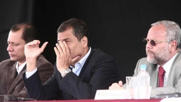 Carlos Pareja denuncia que en Petroecuador no se hacía nada sin que lo conozca Glas; Correa le cuestiona y dice que es una farsa
