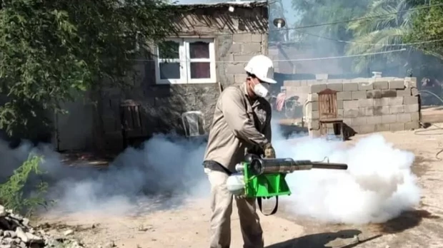 Ecuador registra 38.433 casos de dengue y 45 muertos