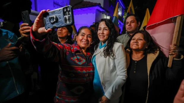 Luisa González celebra triunfo del 'No' en referendo