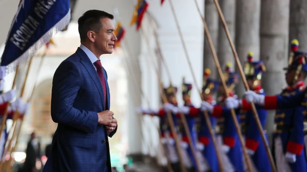 Noboa ganó las elecciones con el 51,83 % al terminar el recuento