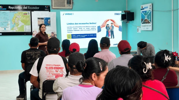 Orellana fortalece la prevención del embarazo adolescente
