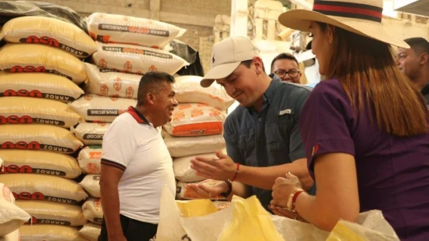 Colombia reanuda permisos para importar arroz desde Ecuador