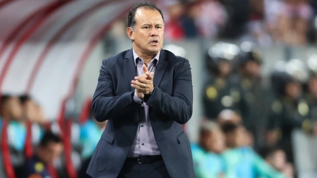 Juan Reynoso fue destituido como seleccionador de Perú