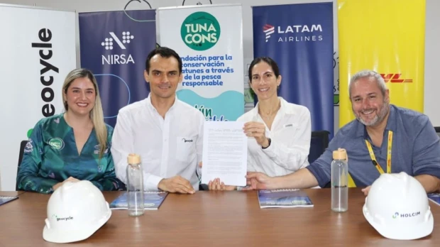 Alianza impulsa reciclaje y valorización de residuos plásticos en el Golfo de Guayaquil