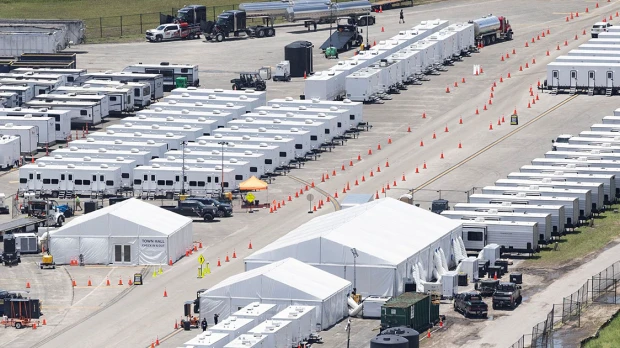 EE.UU. ha trasladado a 500 migrantes en vuelos desde 'Alligator Alcatraz'