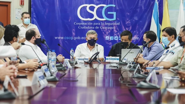 Guayaquil sube nivel de alerta por avance de pandemia