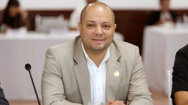 Juan Bernardo Sánchez renunció al Ministerio de Salud