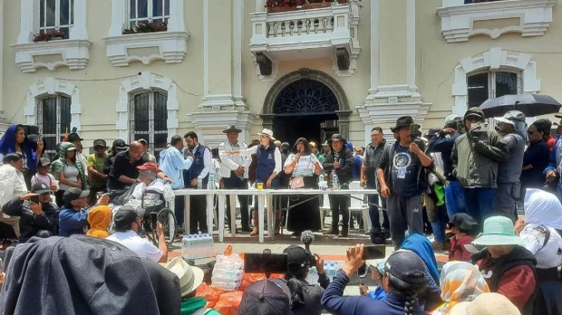 El Gobierno anunció que no hay condiciones para el diálogo con indígenas