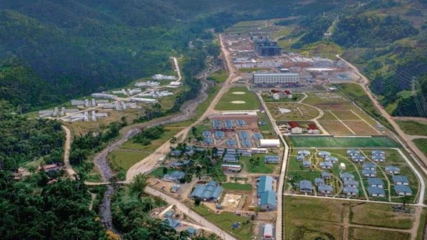 La industria invisible detrás del boom minero en Ecuador mueve millones en maquinaria y servicios extranjeros