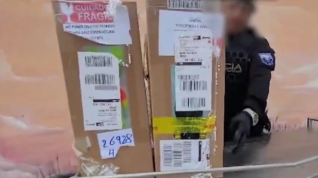 La Policía decomisó 1,6 kilos de cocaína en figuras infantiles que iban a España