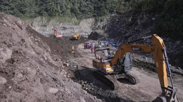 Gobierno habilitará paso controlado en San Carlos y avanza obras viales en Napo  