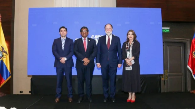 Gobierno inicia plan de competitividad con asesoría de Harvard para diversificar la economía