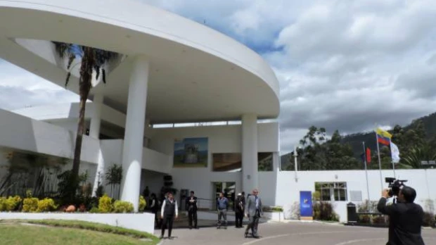Firma ecuatoriana sirvió de lazo entre la Senain y Hacking Team
