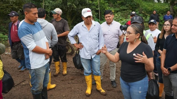 Familias afectadas en Alausí recibieron ayuda