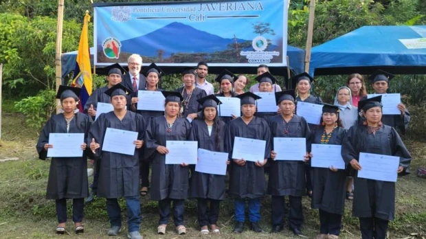 15 jóvenes kichwa y waorani se gradúan de ecoturismo comunitario en Napo 