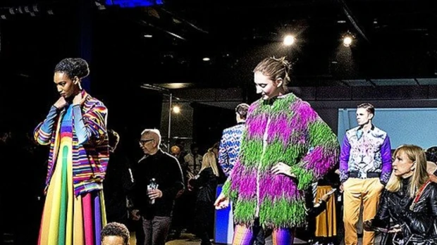 Jean Carlos Flores ganó el concurso de moda de Epson en Ecuador