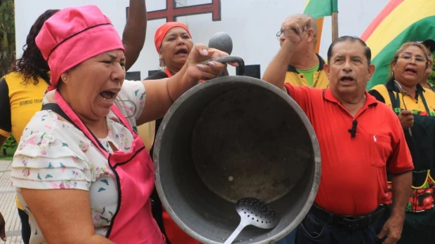 Bolivia: Choferes y campesinos marchan por falta de combustibles