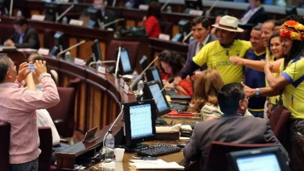 La Asamblea se niega a descalificar el fallo de Oxy