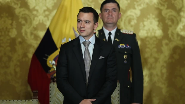 Noboa cumple 36 años en su primera semana como presidente