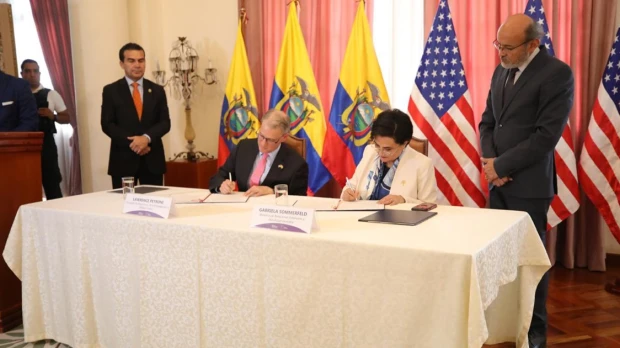 EE.UU. elevará  $ 10 millones su cooperación con Ecuador
