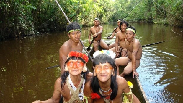 Comunidades huaorani reportan falta de alimentos por toque de queda nacional