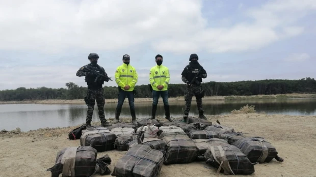 Incautan más de 1,3 toneladas de cocaína 