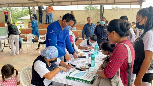 130 comunidades de 8 provincias recibieron atención médica