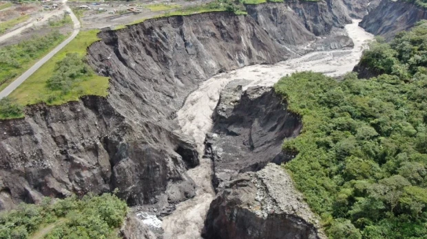 La erosión del río Coca, una bomba de tiempo
