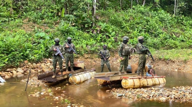 Suspenden actividades mineras en tres provincias