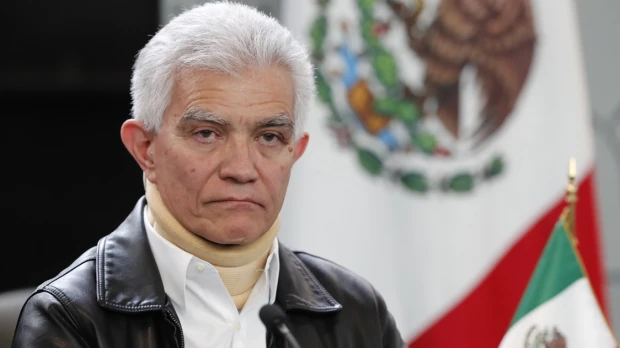 El diplomático mexicano Roberto Canseco fue denunciado en Ecuador